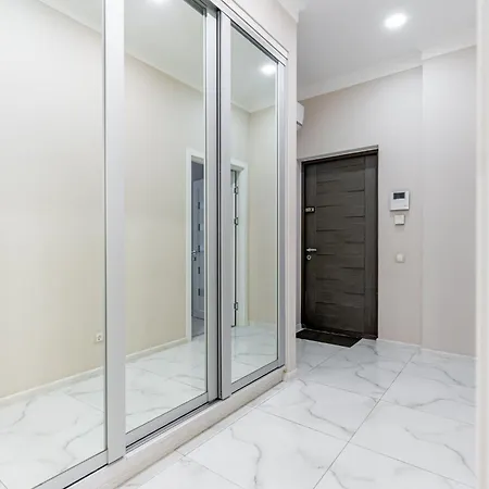 10 шагов до моря - Steps To The Sea Apartment