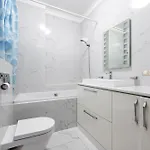 10 шагов до моря - Steps To The Sea Apartment *