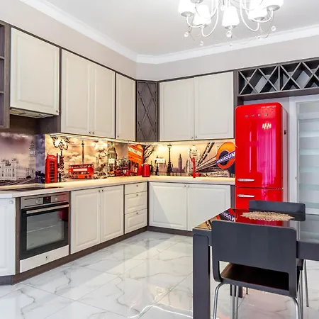 10 шагов до моря - Steps To The Sea Apartment