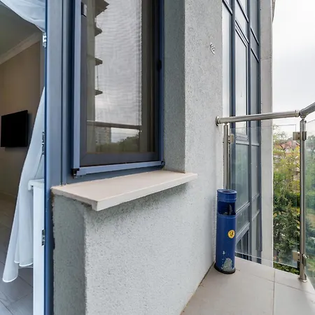 10 шагов до моря - Steps To The Sea *