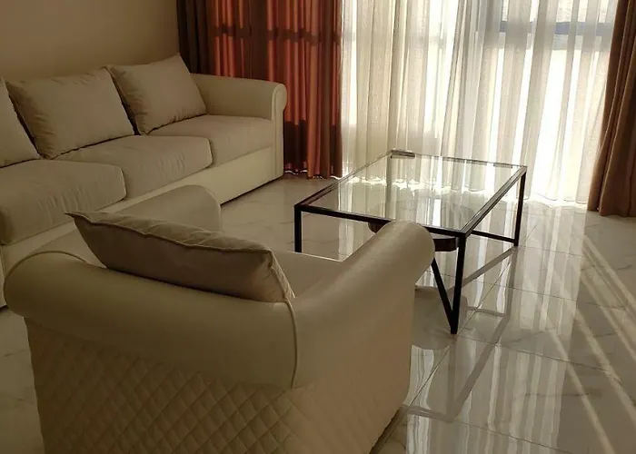 10 шагов до моря - Steps To The Sea *